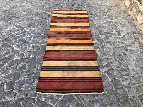 Vintage Kilim Rug TR21312 Image 4