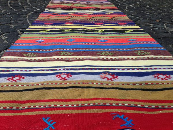 Vintage Kilim Rug TR21402 Image 6