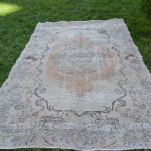 6.1 ft. x 9.8 ft. Vintage Turkish Rug TR42441 Image 1