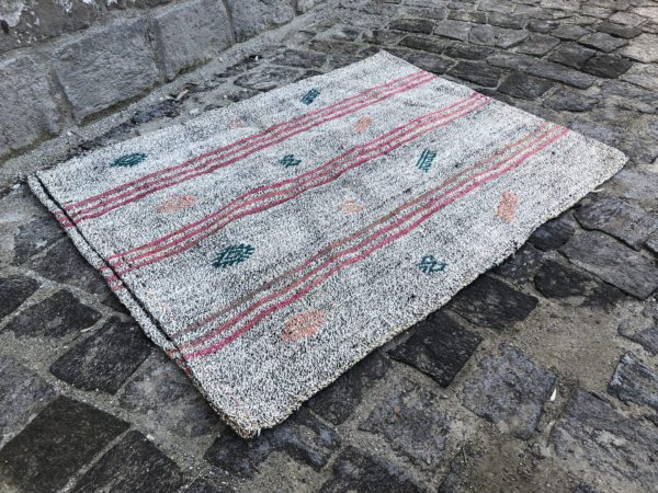 Vintage Kilim Rug TR25232 Image 1