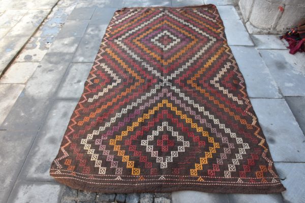 Vintage Kilim Rug TR26812 Image 1