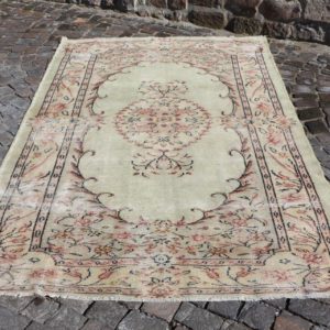 6 ft. x 9.1 ft. Vintage Turkish Rug TR86931 Image 1