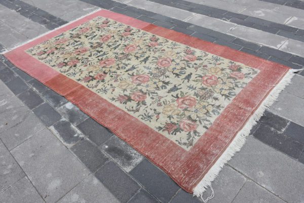 Vintage Turkish Rug TR94121 Image 2