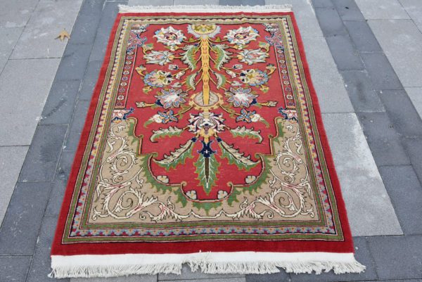 Vintage Turkish Rug TR94191 Image 1