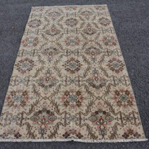 3.3 ft. x 6.3 ft. Vintage Turkish Rug TR96871 Image 1