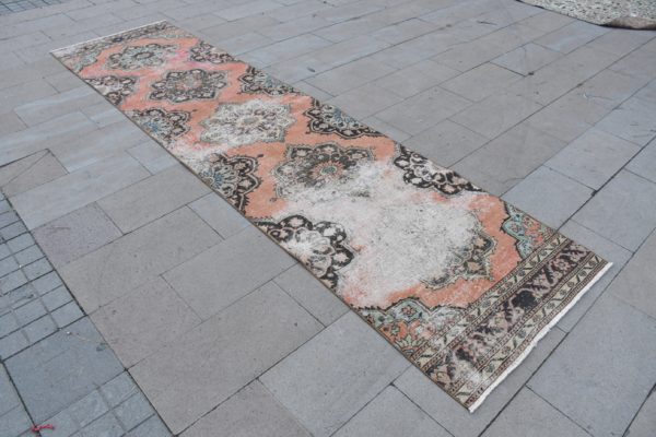 Vintage Turkish Rug TR15920 Image 2