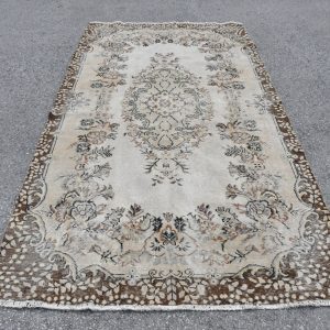 Vintage Turkish Rug TR24750 Image 1