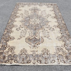 Vintage Turkish Rug TR24810 Image 1