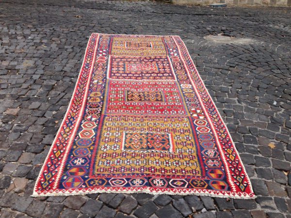 Vintage Kilim Rug TR27472 Image 2