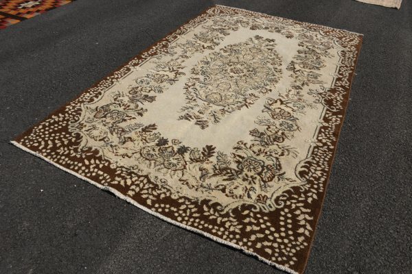 Vintage Turkish Rug TR29170 Image 2