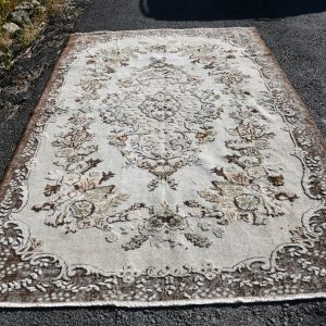 Vintage Turkish Rug TR29240 Image 1