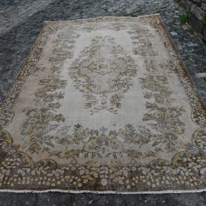 Vintage Turkish Rug TR32020 Image 1
