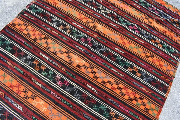 Vintage Kilim Rug TR32262 Image 5