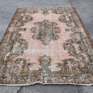 5.8 ft. x 9.2 ft. Vintage Turkish Rug TR38900 Image 1