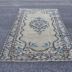 5.2 ft. x 8.3 ft. Vintage Turkish Rug TR41520 Image 1