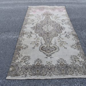 4.3 ft. x 9.2 ft. Vintage Turkish Rug TR41550 Image 1