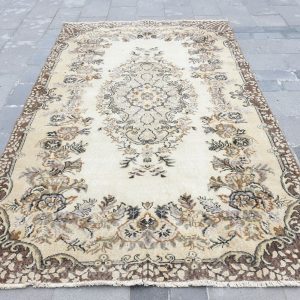 Vintage Turkish Rug TR54170 Image 1