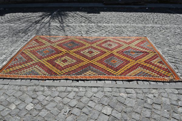 Vintage Kilim Rug TR35582 Image 4