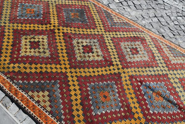 Vintage Kilim Rug TR35582 Image 5