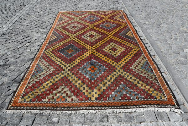 Vintage Kilim Rug TR35582 Image 1