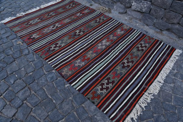 Vintage Kilim Rug TR35932 Image 3