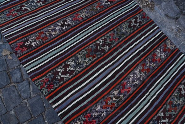 Vintage Kilim Rug TR35932 Image 5