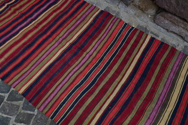 Vintage Kilim Rug TR36942 Image 5