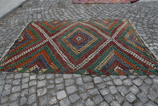 Vintage Kilim Rug TR37182 Image 4