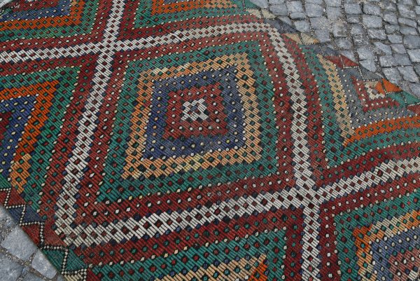 Vintage Kilim Rug TR37182 Image 5