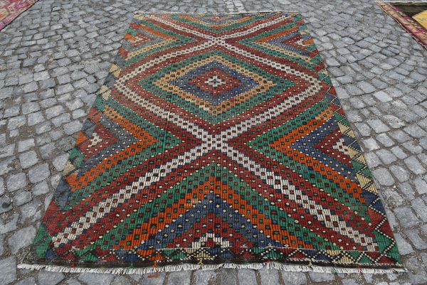 Vintage Kilim Rug TR37182 Image 1