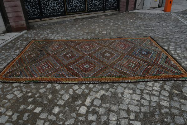 Vintage Kilim Rug TR37192 Image 4
