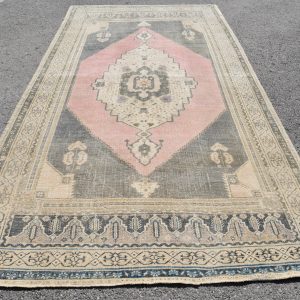 Vintage Turkish Rug TR61560 Image 1