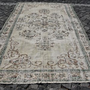 Vintage Turkish Rug TR65890 Image 1