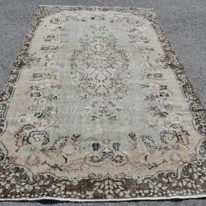 Vintage Turkish Rug TR67460 Image 1