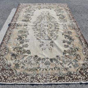 Vintage Turkish Rug TR67590 Image 1