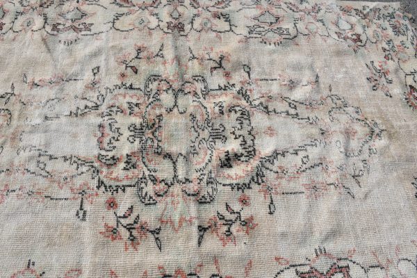 Vintage Turkish Rug TR17845 Image 5