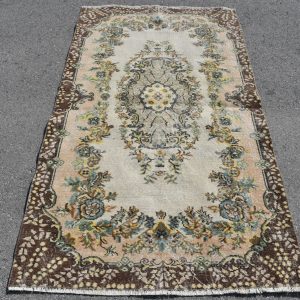 Vintage Turkish Rug TR18155 Image 1