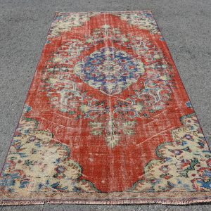 Vintage Turkish Rug TR26185 Image 1