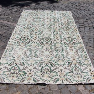 4.8 ft. x 8.7 ft. Vintage Turkish Rug TR30915 Image 1