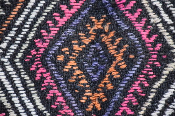 Vintage Kilim Rug TR42832 Image 6