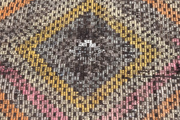 Vintage Kilim Rug TR43122 Image 5
