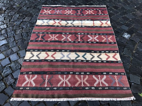 Vintage Kilim Rug TR43292 Image 3