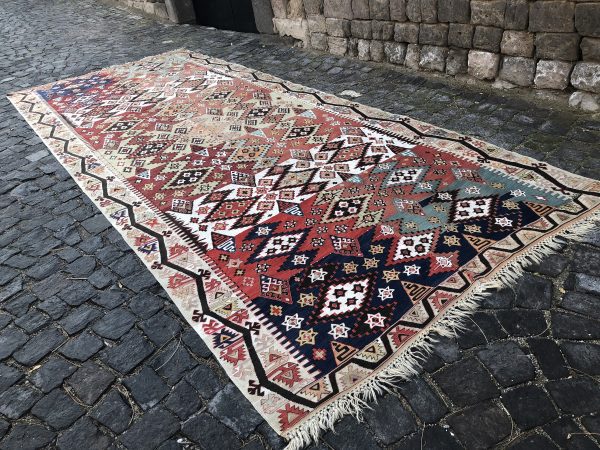 Vintage Kilim Rug TR43342 Image 4