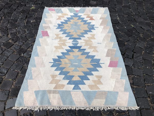 Vintage Kilim Rug TR43382 Image 3