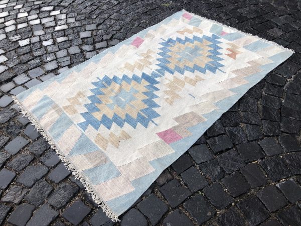 Vintage Kilim Rug TR43382 Image 1