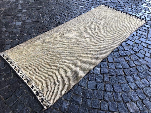Vintage Kilim Rug TR43412 Image 1
