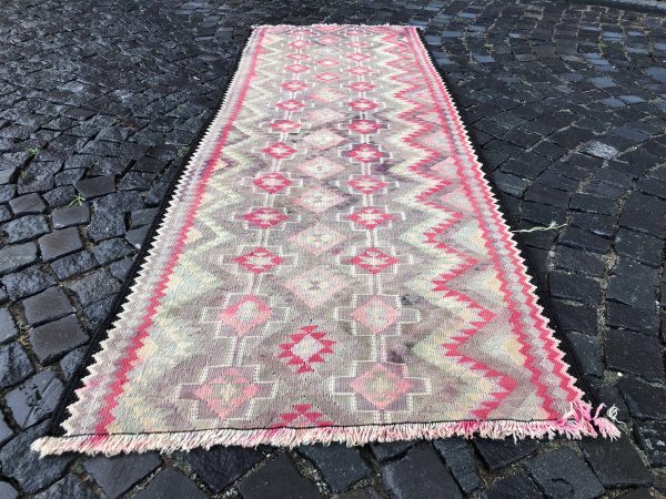 Vintage Kilim Rug TR43422 Image 4