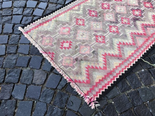 Vintage Kilim Rug TR43422 Image 6