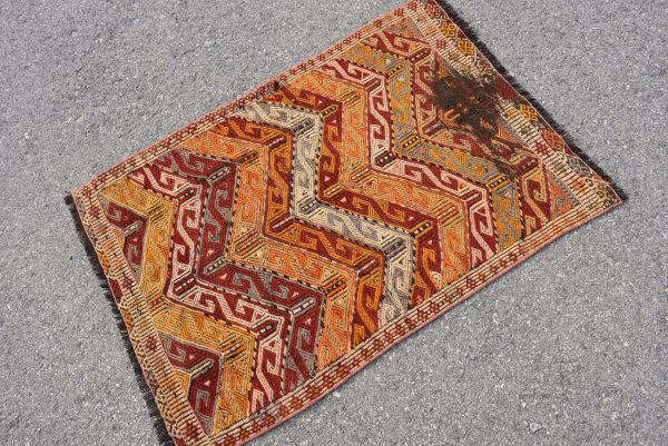 Vintage Kilim Rug TR44822 Image 4