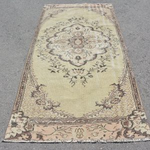 Vintage Turkish Rug TR79610 Image 1